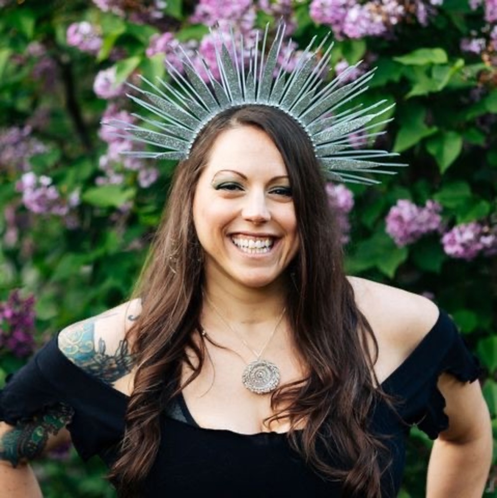 Meet your Posher, Zoë